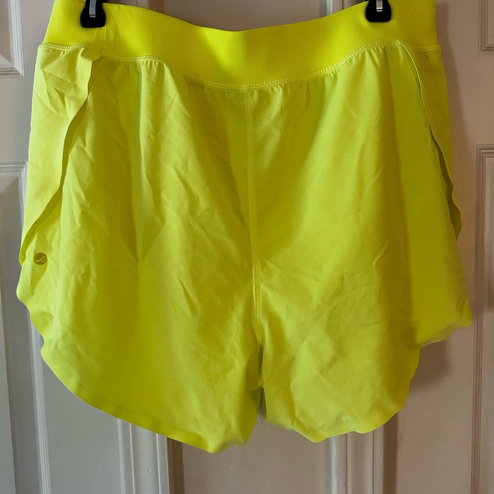 CRZ YOGA Women's Bright Yellow Athletic Shorts